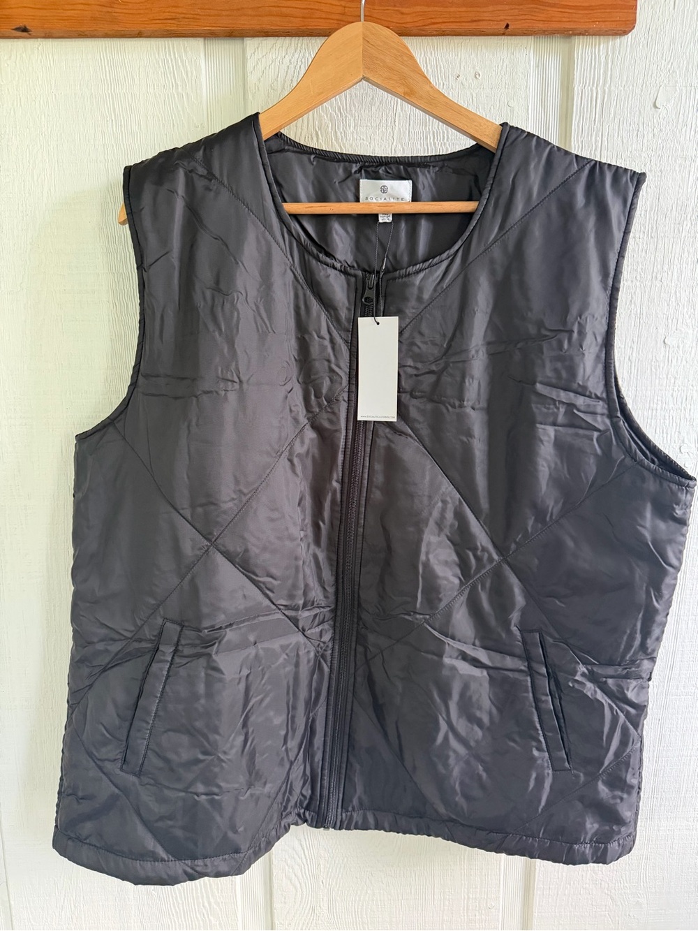 Socialite Lightweight Quilted Black Vest Neutral Layers